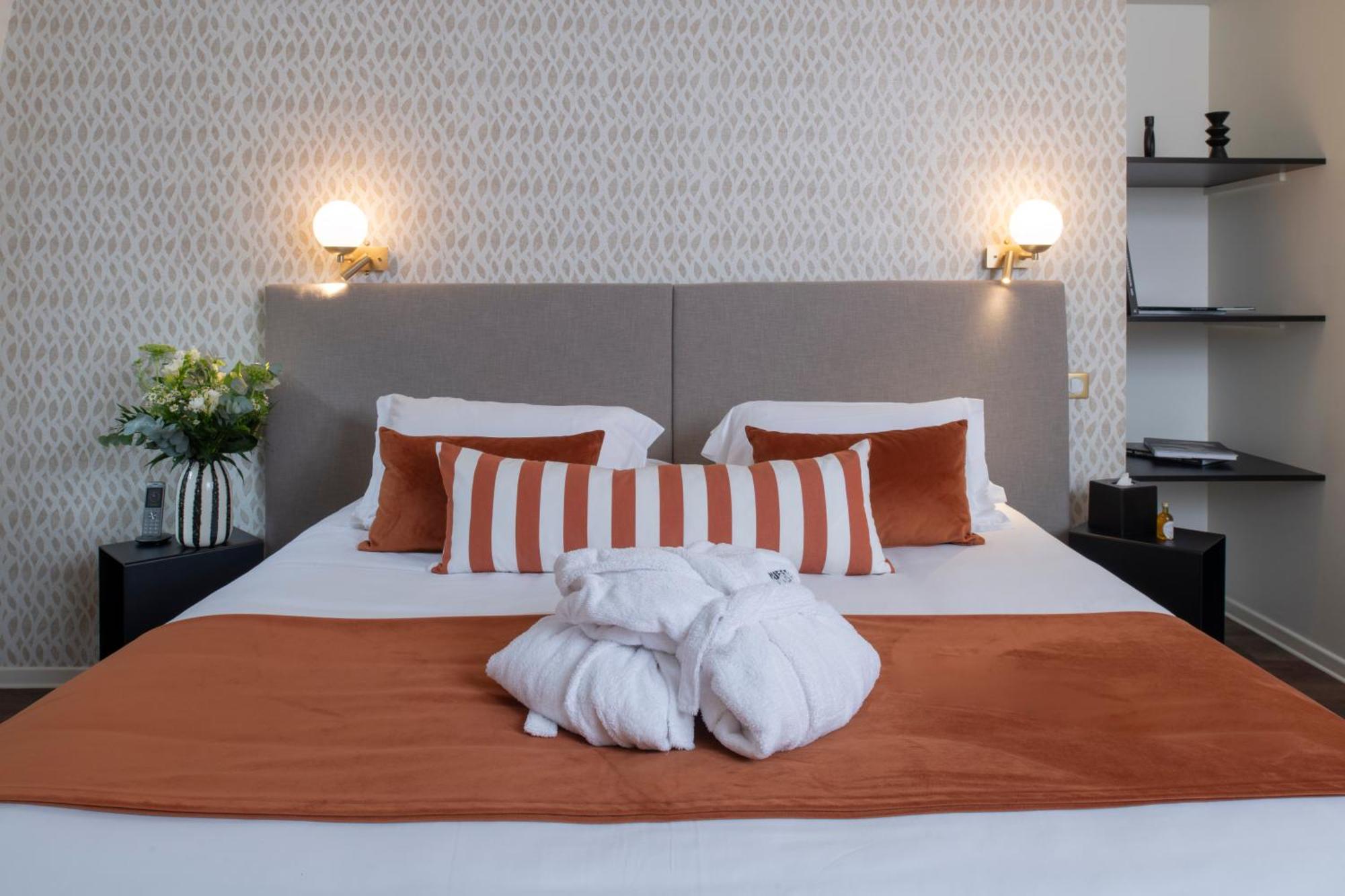 Hotel La Truffe Noire Μπριβ-λα-Γκαγιάρντ Εξωτερικό φωτογραφία